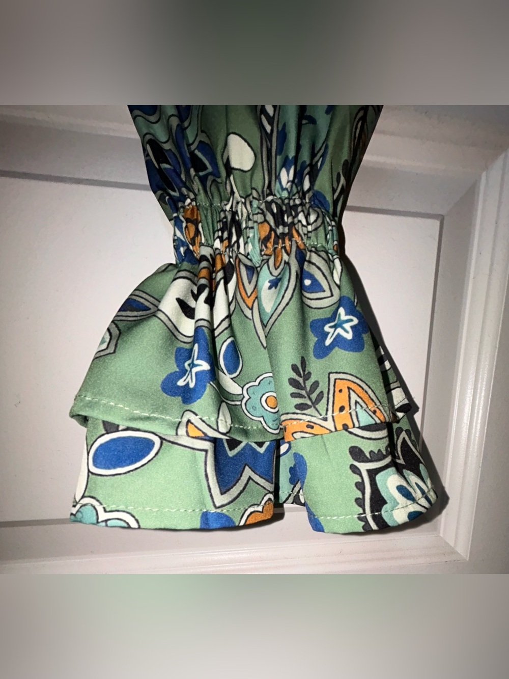Green Paisley Long-Sleeve Women's Silky Blouse - Picture 7 of 7